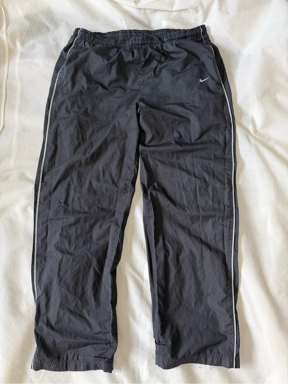 Vintage 2000’s Nike Men’s Trackpants